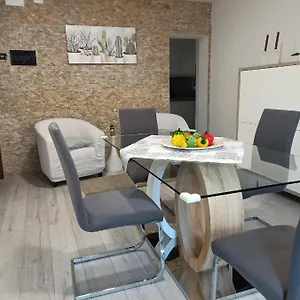 https://casavacanzaicolli.hotelinveneto.com