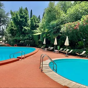 https://residence-villa-alba-room-nr-221.it-lombardy.com